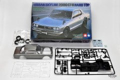 1:24 Tamiya Nissan Skyline 2000 GT-R