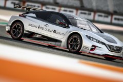 Nissan_leaf_nismo_RC-162