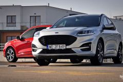 Diesel czy benzyna? Porównanie 2x Ford Kuga – test