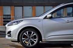 Diesel czy benzyna? Porównanie 2x Ford Kuga – test