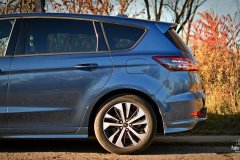 Ford S-Max Hybrid ST-Line