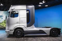 Mercedes-Benz GenH2 Truck