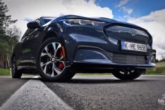 Mustang Mach-E AWD