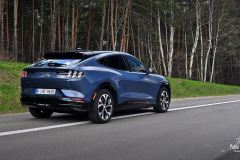 Mustang Mach-E AWD