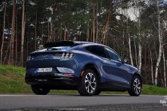Mustang Mach-E AWD