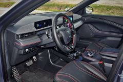 Mustang Mach-E AWD