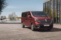 Nowy Renault Trafic Combi i Spaceclass 2021