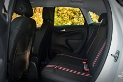 Opel Crossland 1.2 PureTech EAT6
