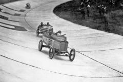 100 lat temu: pierwszy wyścig samochodowy na Opel Rennbahn