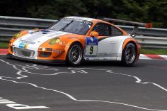 Porsche 911 GT3 R Hybrid: Nürburgring 2011: przełomowa technologia hybrydowa w samochodzie GT