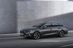 4277-005_All-new-SEAT-Leon-Sportstourer-FR-PHEV-Magnetich-Tech