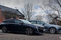 Łoś kontra lew. Volvo V60 B4 kontra Peugeot 508 SW GT 1.6 – test