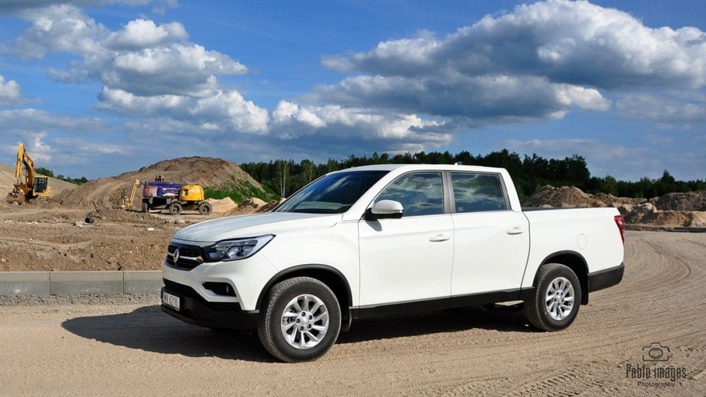 SsangYong Musso Grand 4x4 test Overdrive