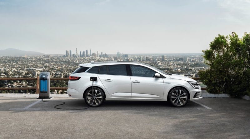 Premiera nowego Renault Megane E-TECH Plug-in 2020