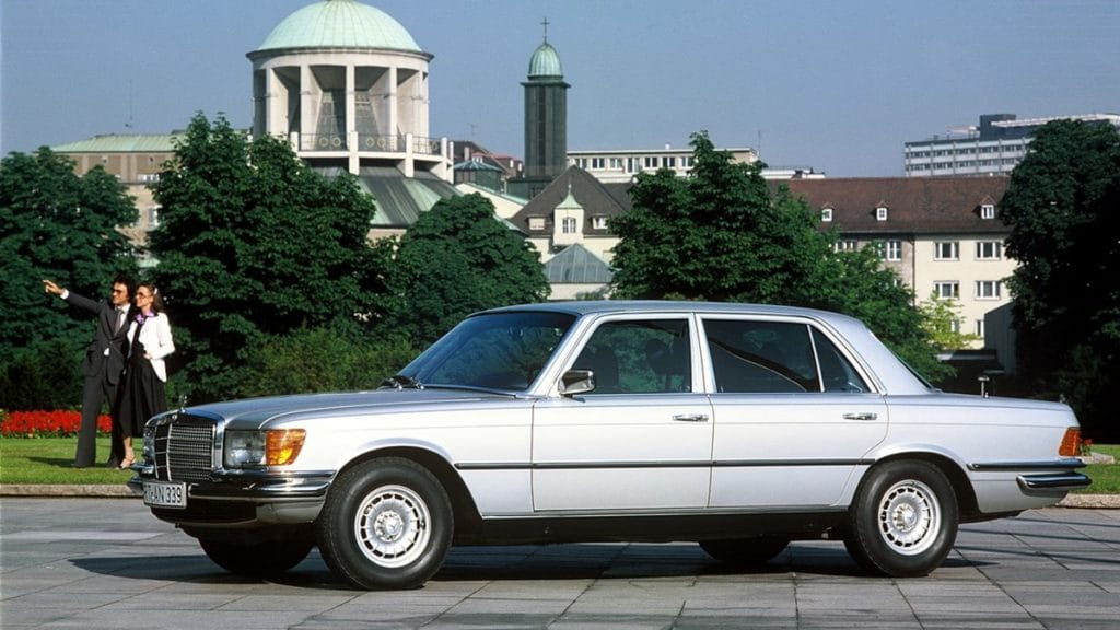 Mercedes 450 SEL 6.9 – klasyczna doskonałość