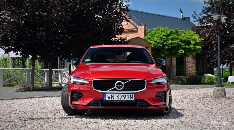 Test Volvo S60 T4 R-Design Polestar Engineered