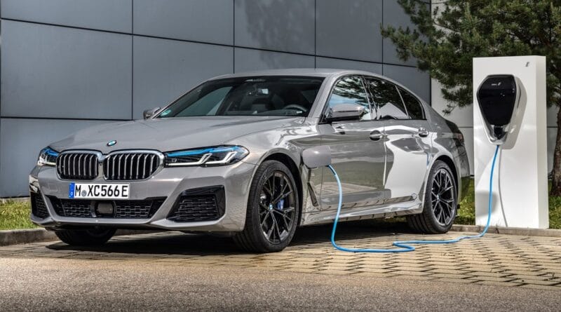 Nowe BMW 545e xDrive Limuzyna PHEV