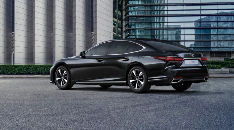 Lexus LS po liftingu - europejska premiera