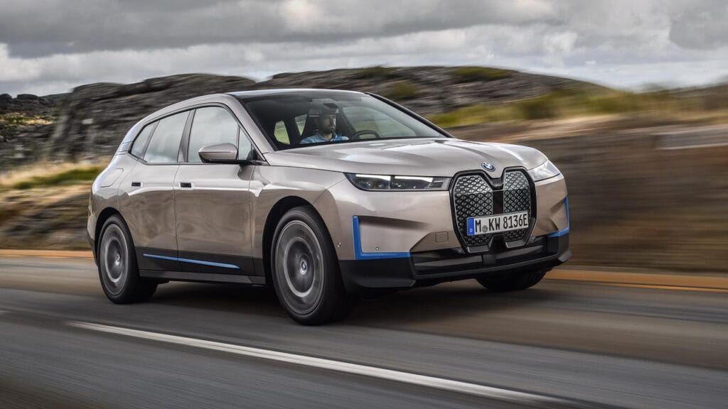 Nowe, elektryczne BMW iX