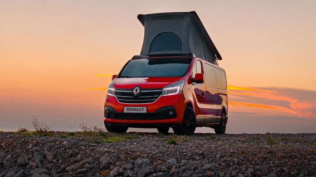 Renault Trafic Camper w zabudowie Wavecamper