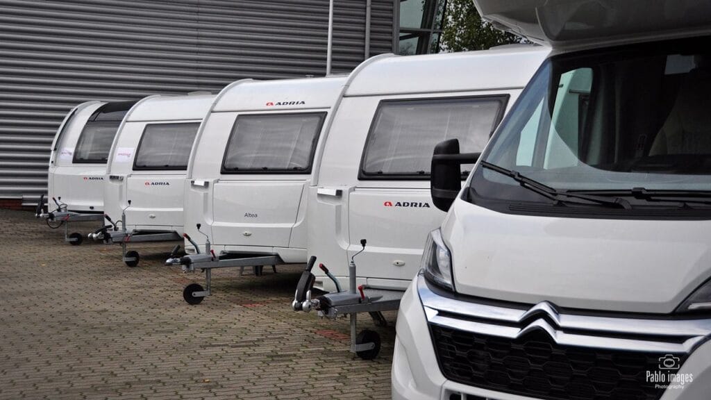 Przybywa wypożyczalni kamperów. Pandemia spopularyzowała caravaning