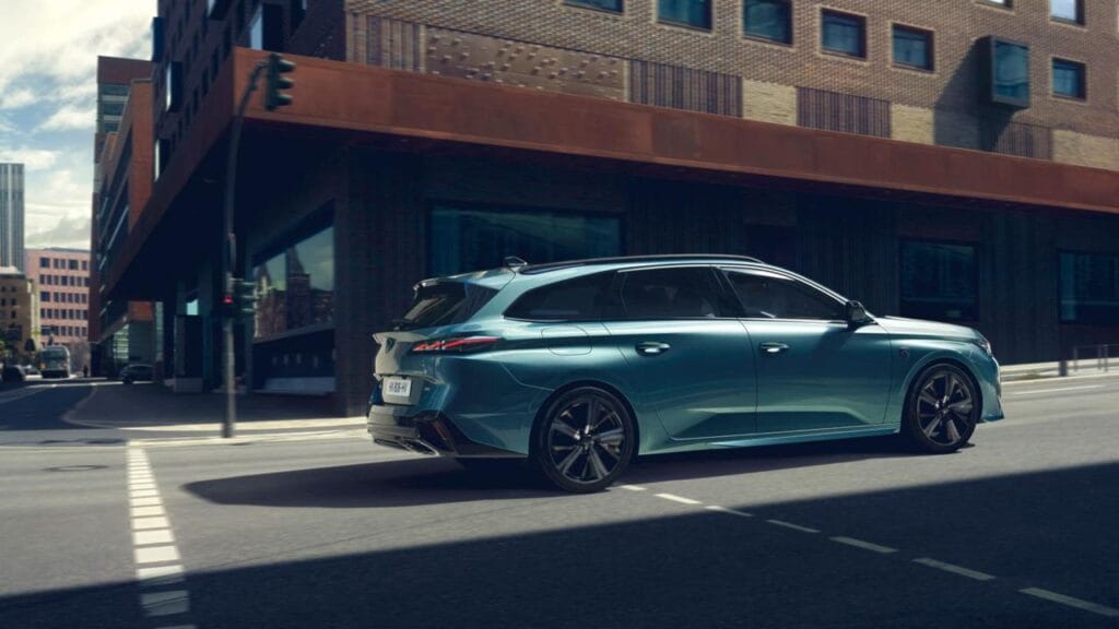 Nowy Peugeot 308 SW 2021
