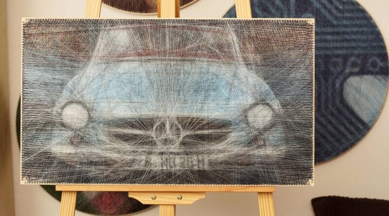 Mercedes SL w technice String Art
