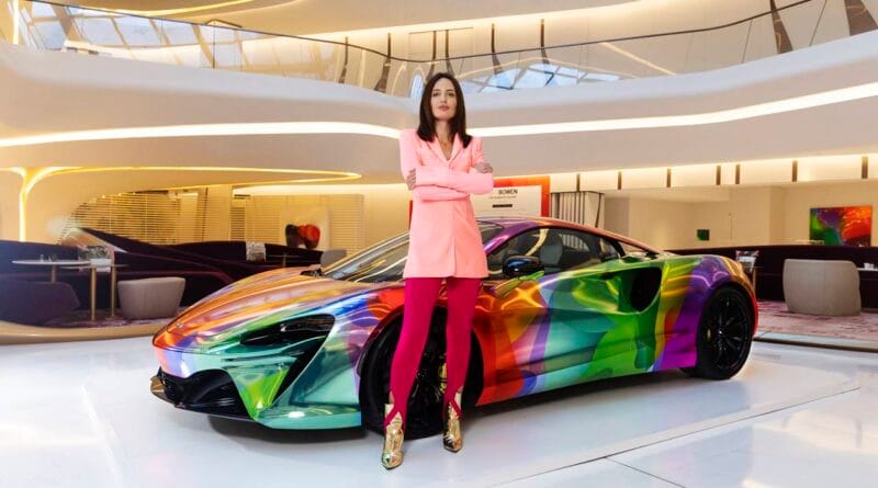 McLaren Artura Art Car