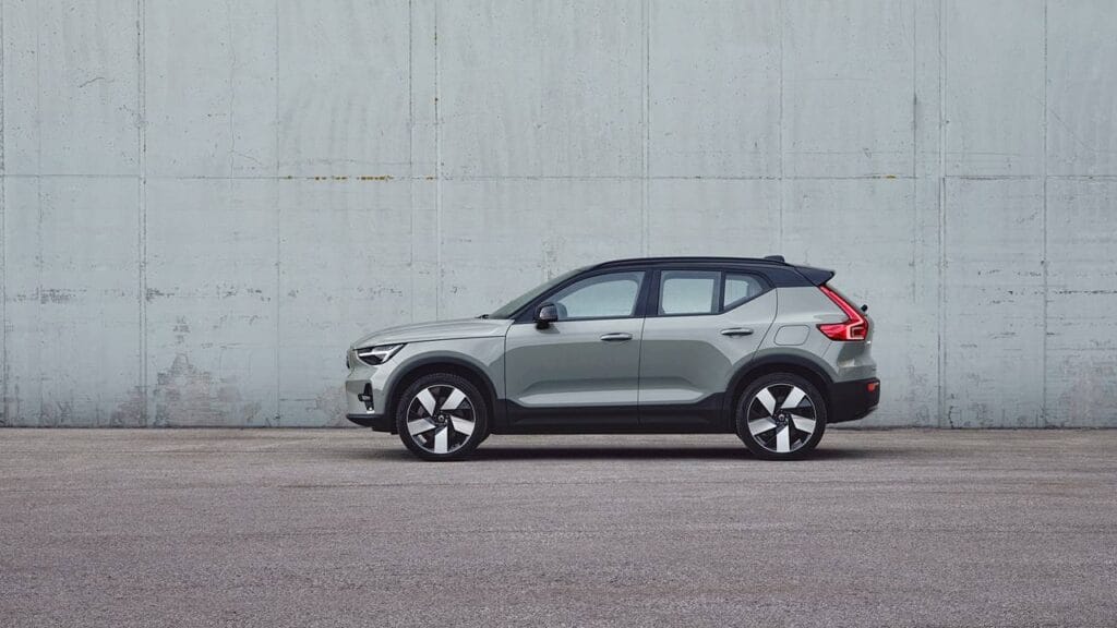 Volvo XC40 Recharge Twin, Sage Green