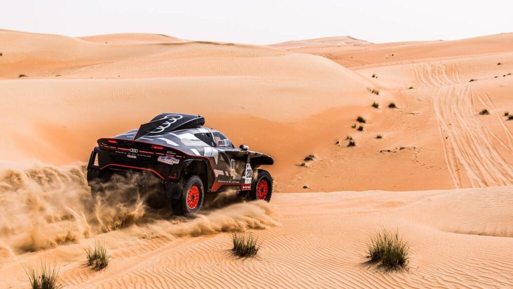 Stéphane Peterhansel i Edouard Boulanger w Audi RS Q e-tron wygrywają Rajd Abu Dhabi Desert Challenge 2022