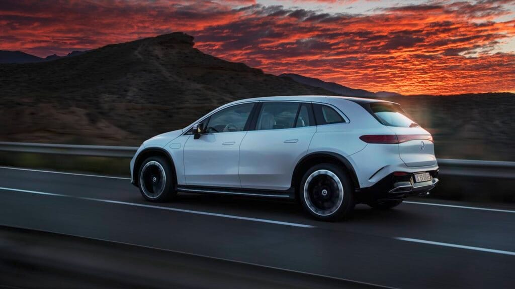 Mercedes EQS SUV