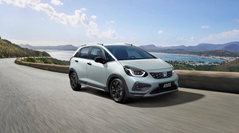 Honda Jazz Crosstar e:HEV