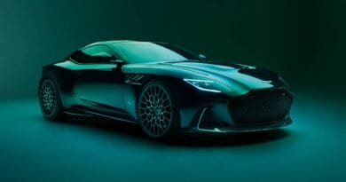 Aston Martin DBS 770 Ultimate