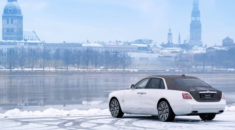 Rolls-Royce Ghost Amber Roads