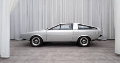 Odrestaurowany koncepcyjny Hyundai Pony Coupe