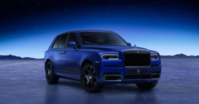 Rolls-Royce Black Badge Cullinan „Blue Shadow”