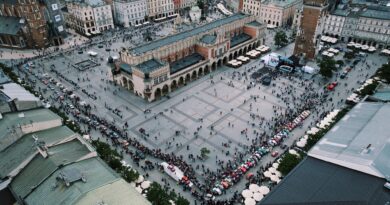 Wielka Wyprawa Maluchów 2025 dotarła do Krakowa. Jest rekord zbiórki