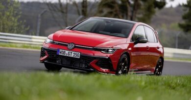 Volkswagen Golf GTI Edition 50