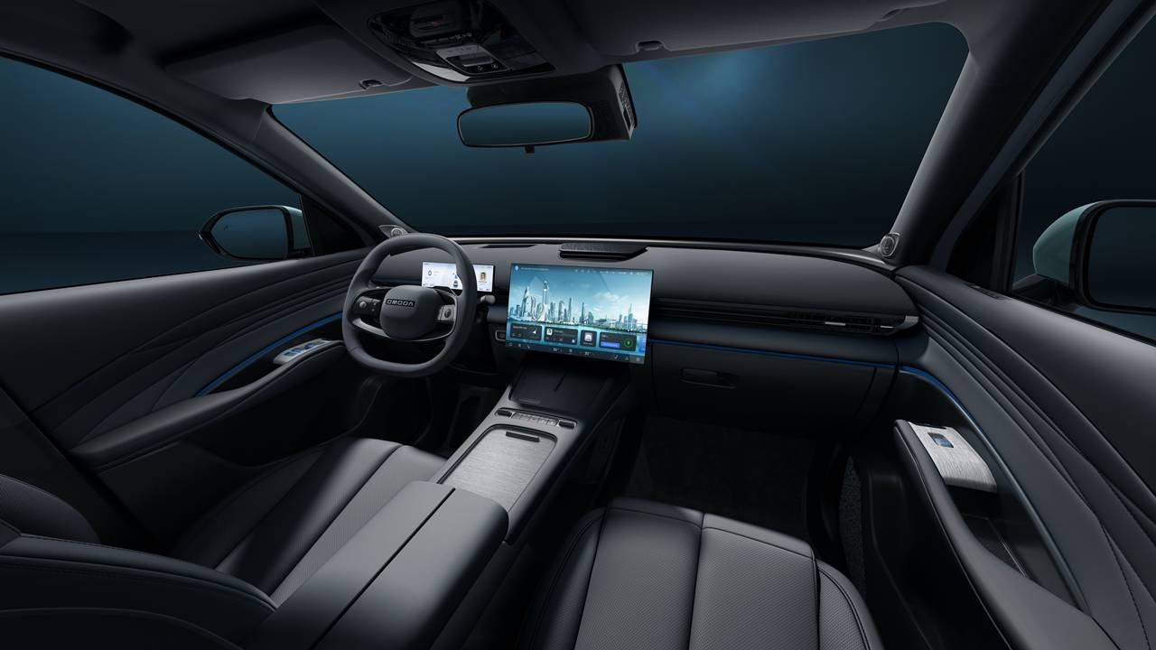 OMODA 7 Super Hybrid