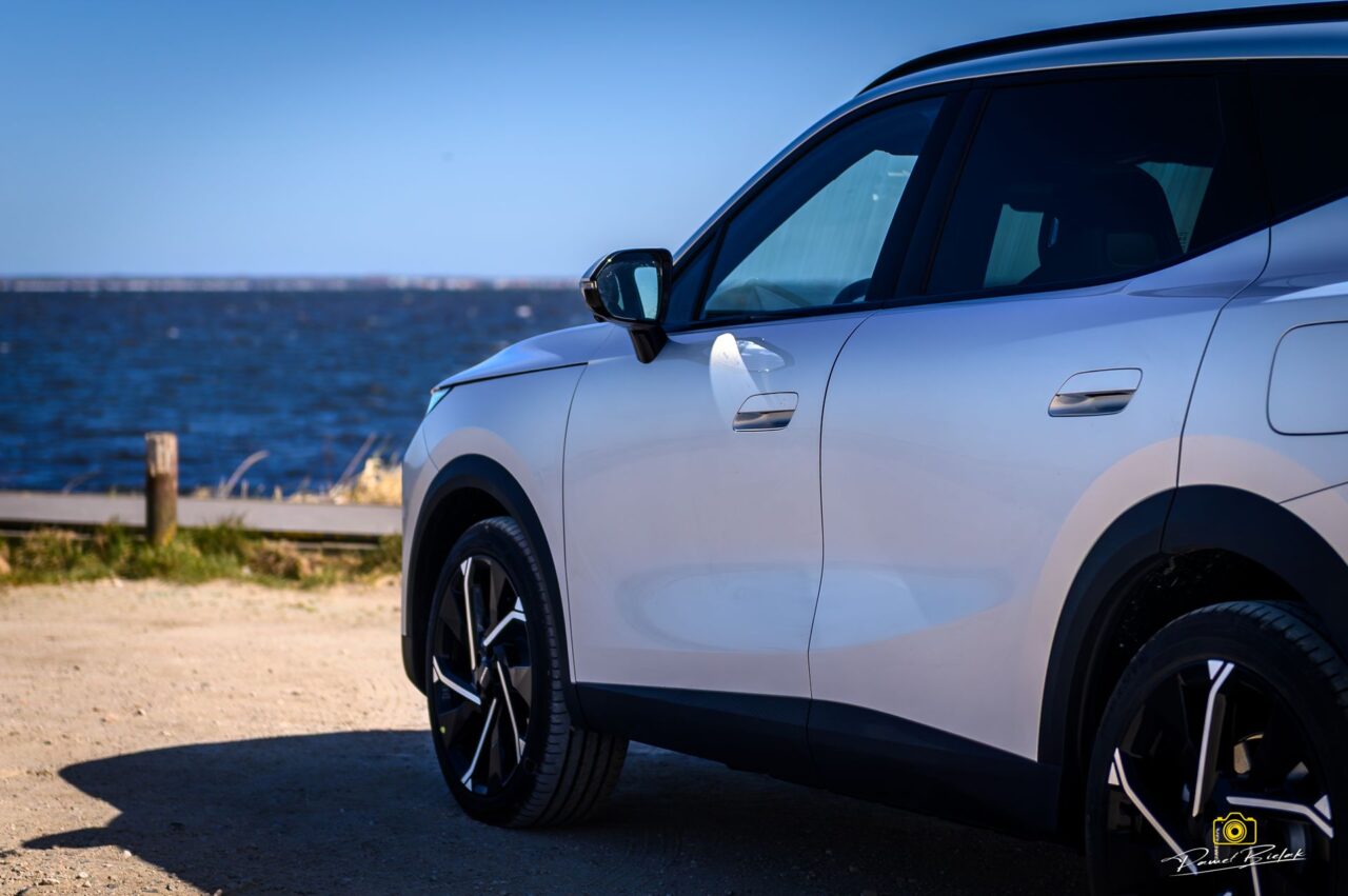 OMODA 7 Super Hybrid