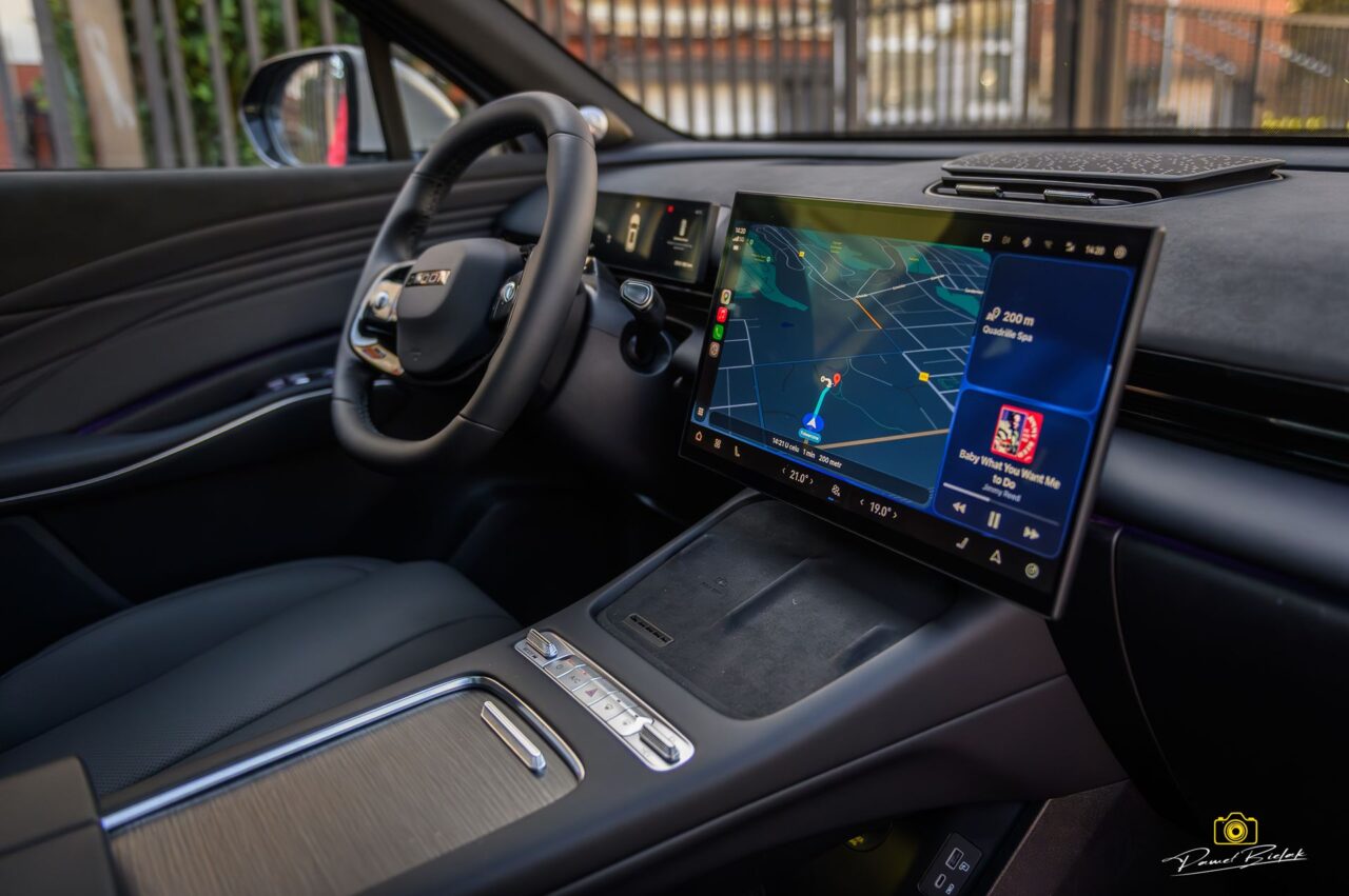 OMODA 7 Super Hybrid