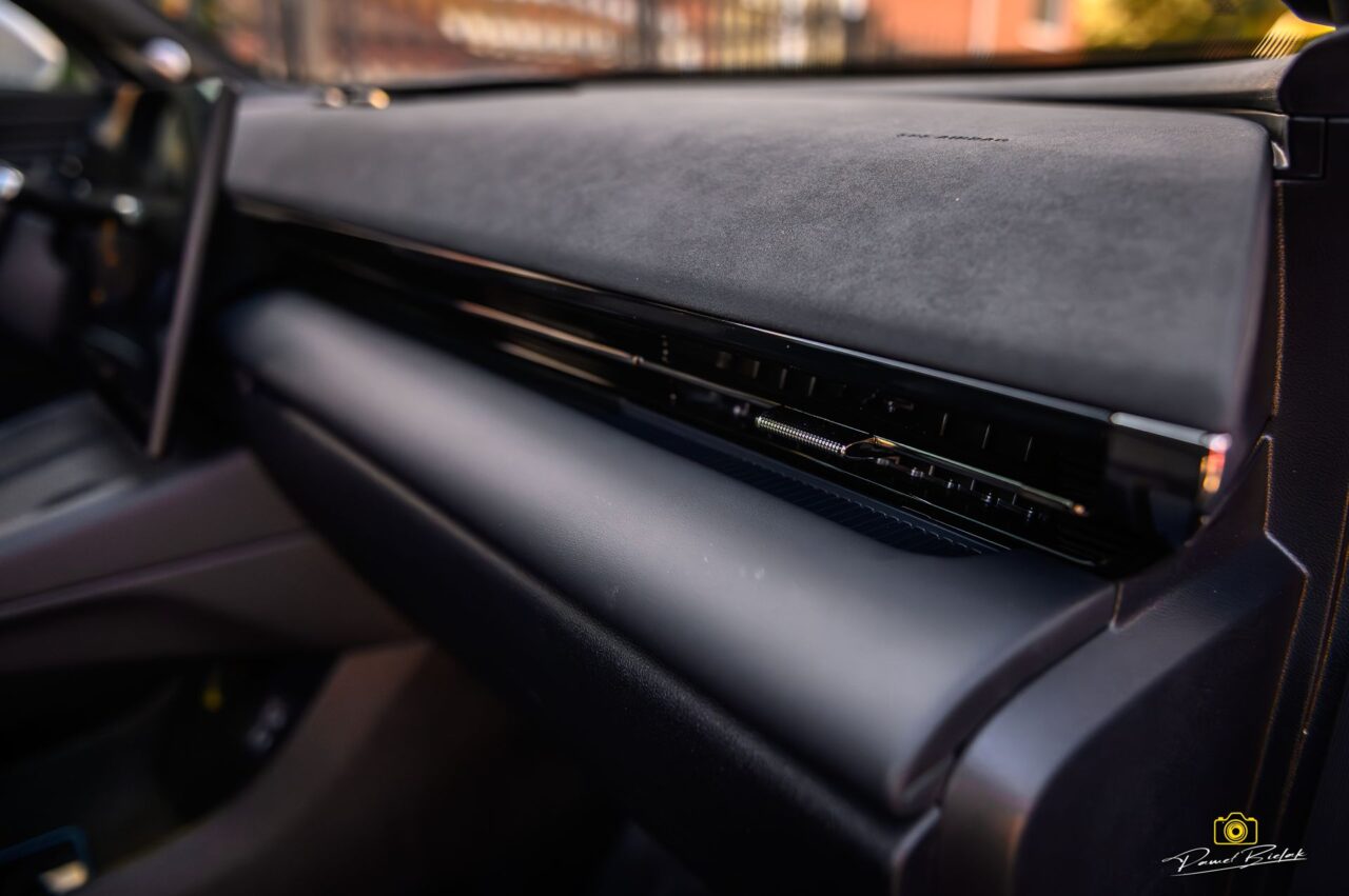 OMODA 7 Super Hybrid