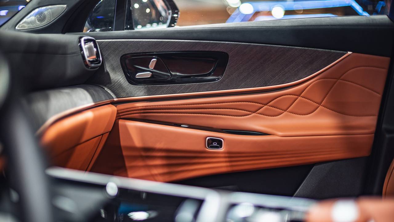 Nowy JAECOO 8 Super Hybrid