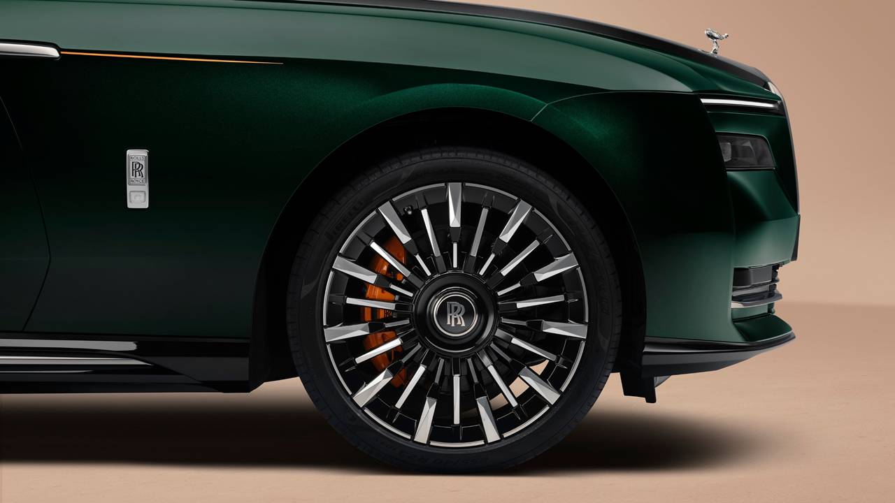 Nowy Rolls-Royce Spectre Series II