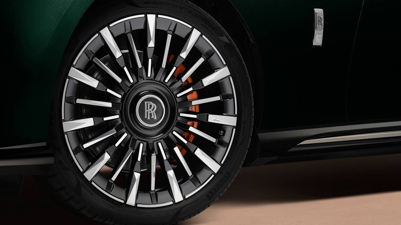 Nowy Rolls-Royce Spectre Series II