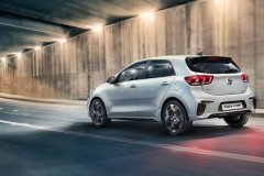 Odświeżona Kia Rio